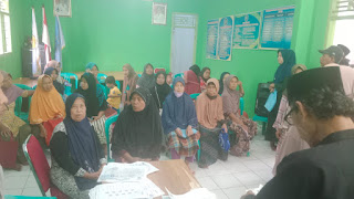 488 warga Teritih mendapatkan bansos pangan 2023
